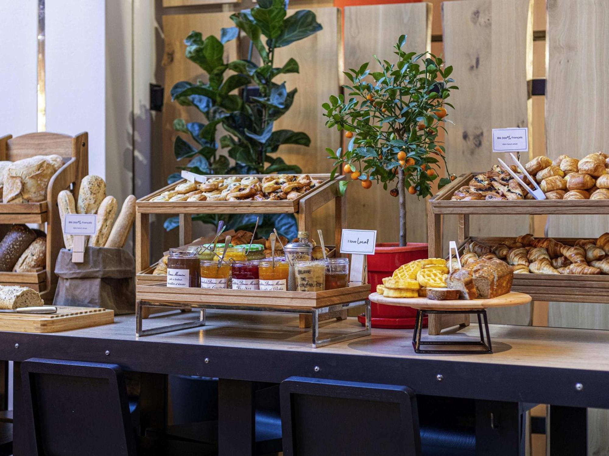 Novotel Vaugirard Montparnasse 4*