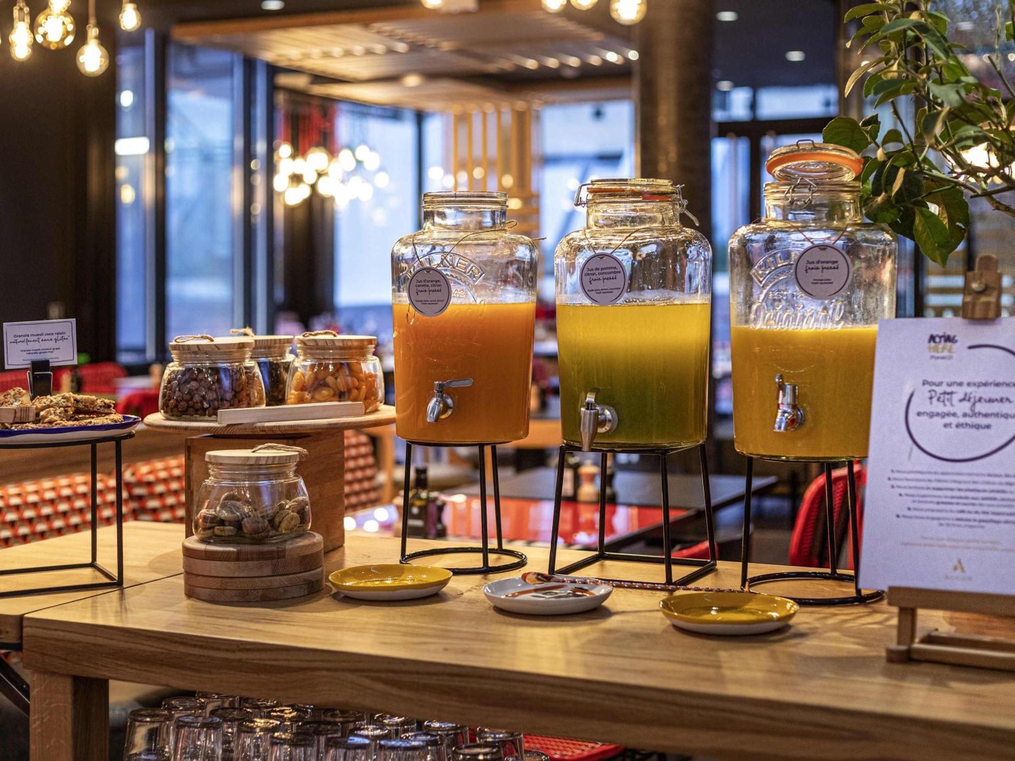 Novotel Vaugirard Montparnasse Hotel Parigi