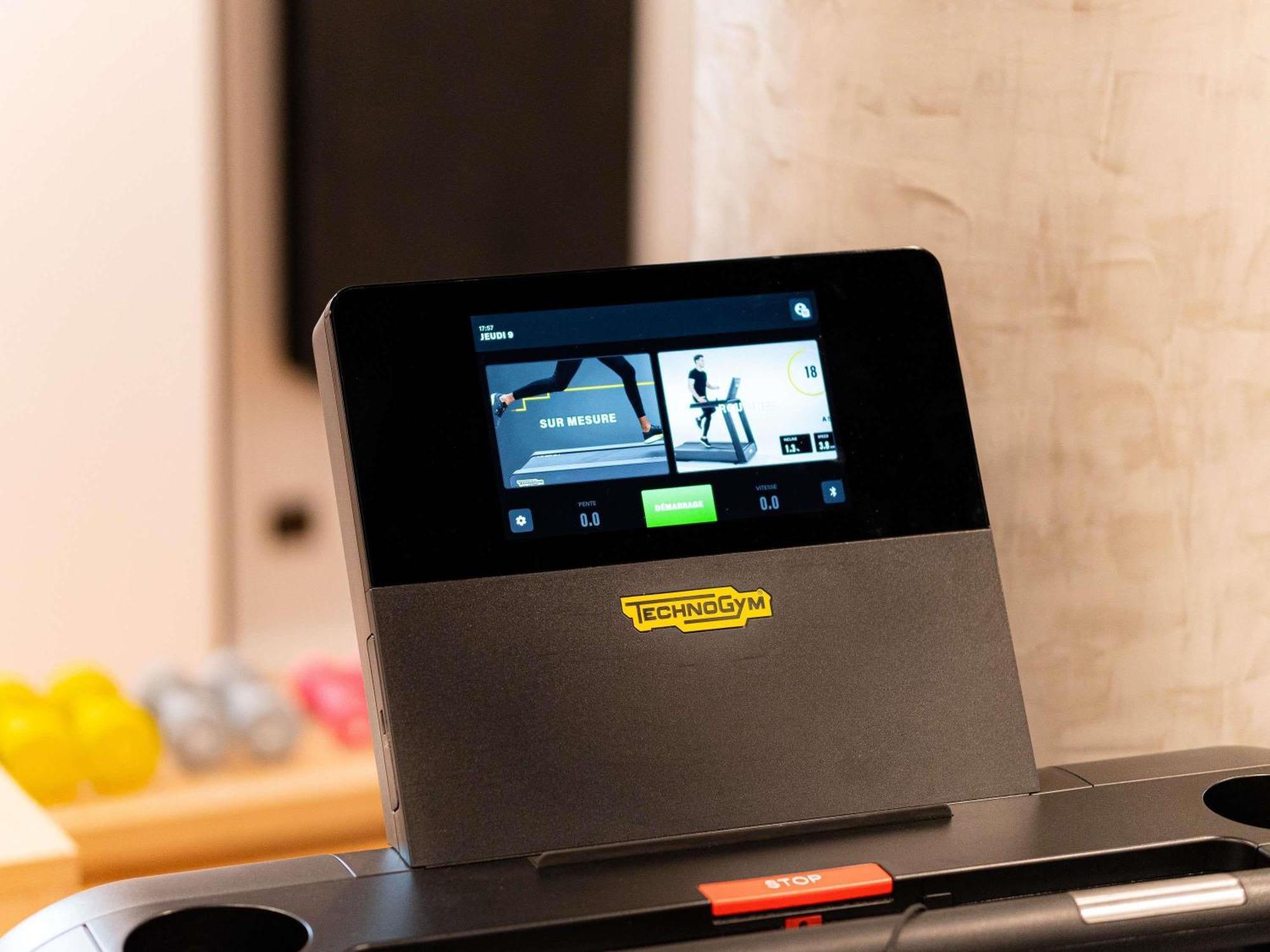 Novotel Vaugirard Montparnasse Hotel