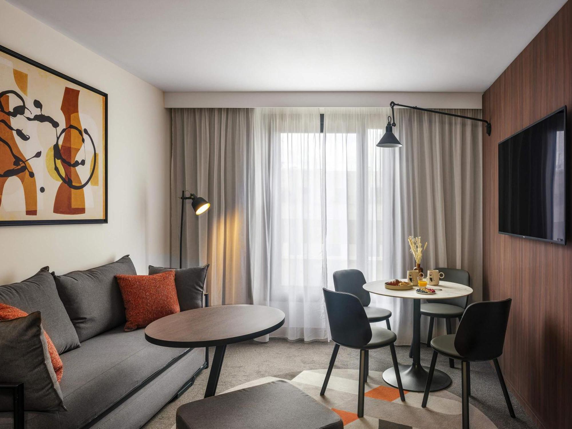 Novotel Vaugirard Montparnasse 4*